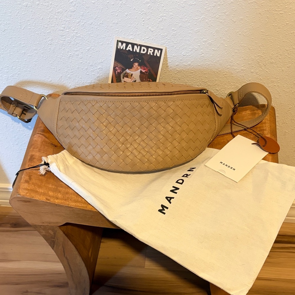 Mandrn Woven Belt Bag in Sand